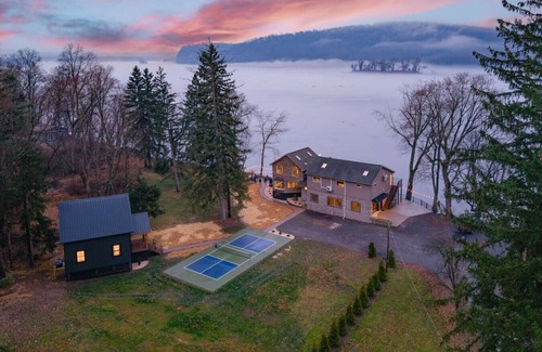 Halifax House | Riverside Retreat Sleeps 20