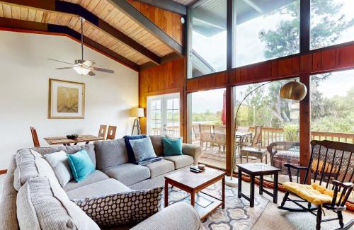 Braden River Apartment | Riverside Serenity - Unit A