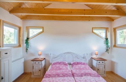 Sudwinsen House | Riverside Stay in Sudwinsen