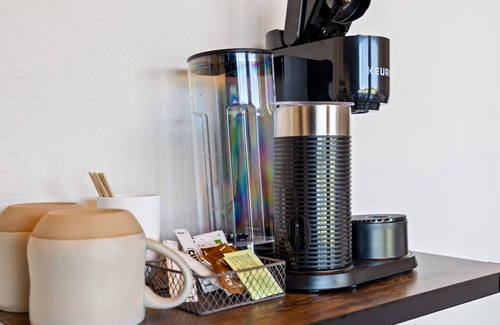 Springerville Cabin | Riverside Suite Casita 8