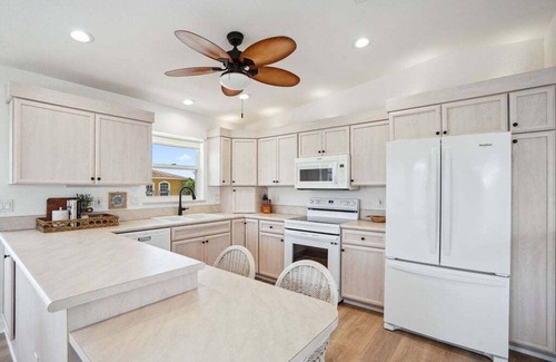 Nettles Island House | Riverview Beautiful remodeled 2 bd 2 bath beach home on Nettles Island