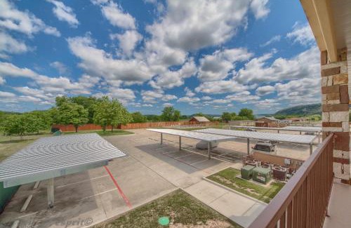 New Braunfels Apartment | Riverview Heaven RG 20304