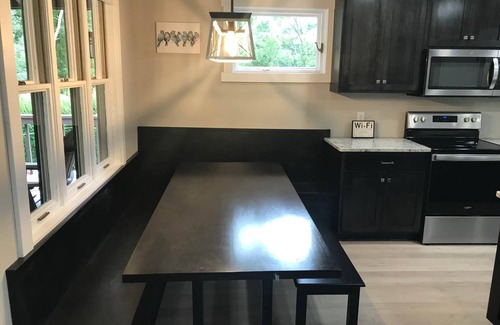 Loudonville House | Riverview Lodge - Riverfront Home with Hot Tub