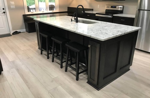 Loudonville House | Riverview Lodge - Riverfront Home with Hot Tub