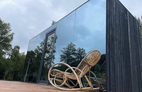 Brezova House | RiverWood - Hidden mirror retreat