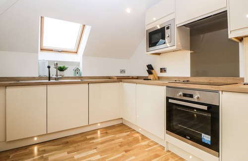 Roundham Cottage | Riviera Heights