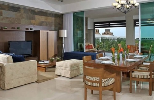 Solidaridad Resort | RIVIERA MAYA - GRAND LUXXE!