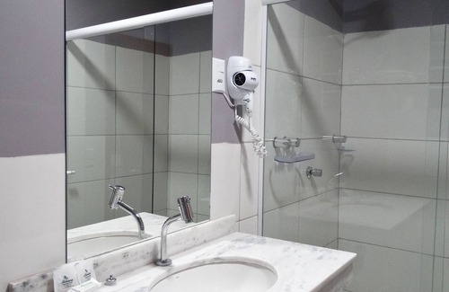 Caceres Hotel | Riviera Pantanal Hotel