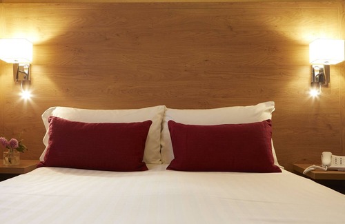 Scarborough City Centre Bed & Breakfast | Riviera Town House