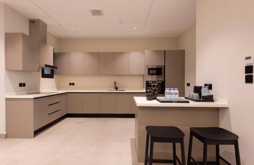 Al Wurud Apartment | Riyadh homes by RAFA Three-Bedroom Premium Apartment D