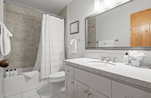 Teton Pines House | RMR: Beautiful Teton Pines Townhome w/ Hot Tub