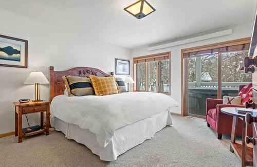 Teton Pines House | RMR: Beautiful Teton Pines Townhome w/ Hot Tub