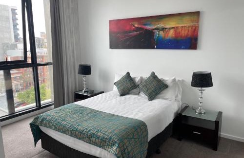 Adelaide Central Business District Apartment | RNR on Franklin
