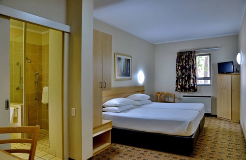 Bloemfontein Hotel | Road Lodge Bloemfontein Airport