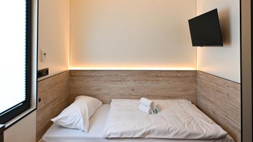 August-Bebel-Damm Hotel | Roatel Magdeburg A2 my-roatel-com