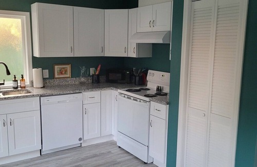 Durham Apartment | Robin's Nest: 2BR at Duke Regional