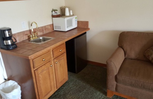 The Village Hotel | Robinhood Resort