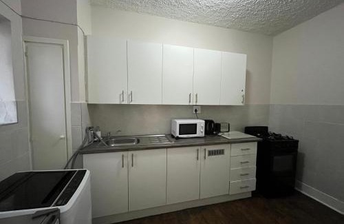 Pollok Beach Apartment | Robridon