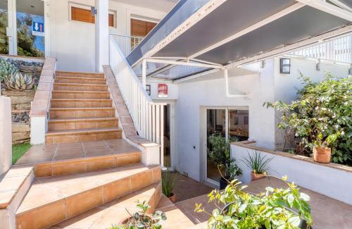 Le Lavandou Hotel | Roc Hotel - Hôtel 4 étoiles les pieds dans l'eau