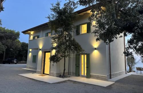 Rosignano Marittimo Villa | Roc Villa Castiglioncello - Private Villa with 2 Beaches and Park