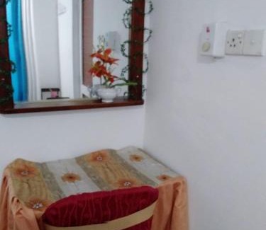 Polonnaruwa House | Rock Cascade Tourist Home & Cookery School