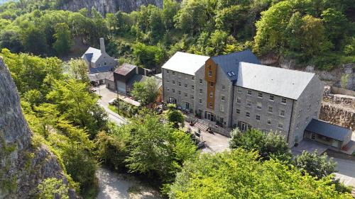 Stoney Middleton Apartment | Rock Mill Studio Apartment 18