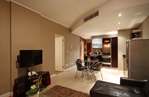 Cape Town City Centre Apartment | Rockefellers