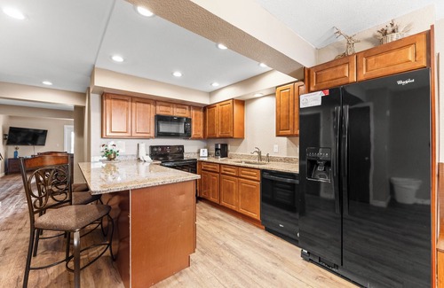 Historic District Villa | Rockridge #51