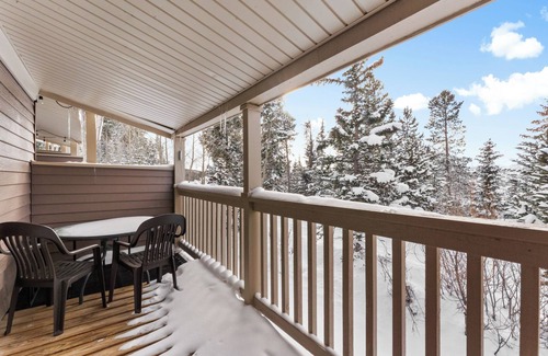 Historic District Villa | Rockridge #51