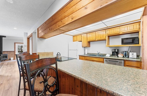 Historic District Villa | Rockridge #59