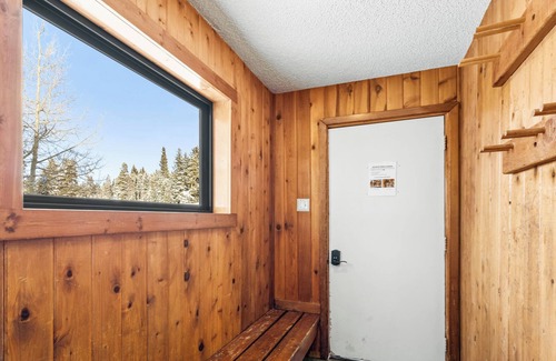 Historic District Villa | Rockridge #59