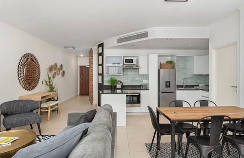 Cape Town City Centre Apartment | Rockwell Apartments