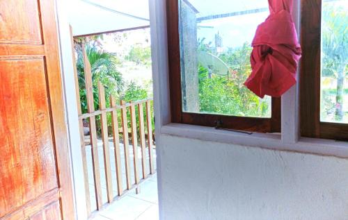 Hu'u House | Rocky homestay lakey nangas beach