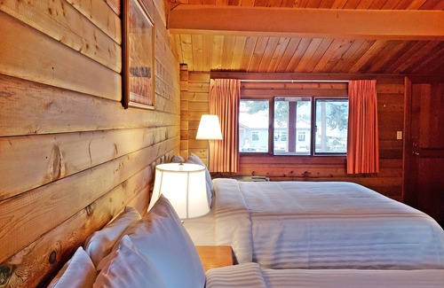 Valemount Hotel | Rocky Inn