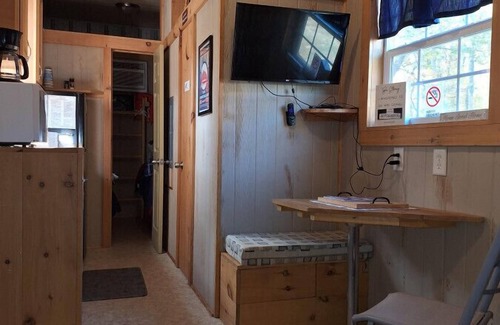 Spring City House | Rocky Top Tiny House @ Watts Bar