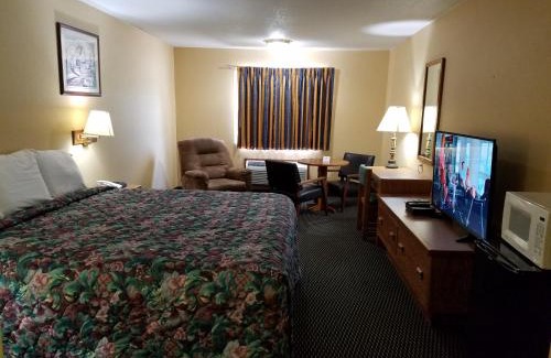 Blair Hotel | Rodeway Inn Blair