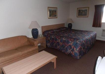 Glenwood Springs Hotel | Rodeway Inn Rifle