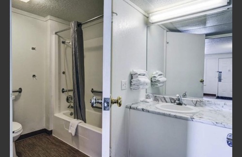 Washington Hotel | Rodeway Inn