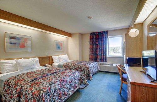 Willington Hotel | Rodeway Inn Willington