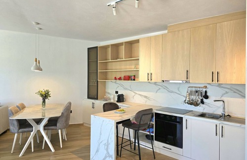 Ishem Ski Chalet | Rodon Private Pool Villa 277