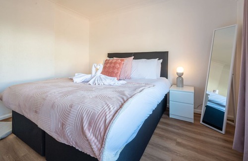 Rogerstone House | Rogerstone House by Tŷ SA