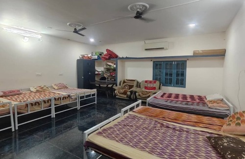 Bhongir Hotel | RoHans Farmstay & Events