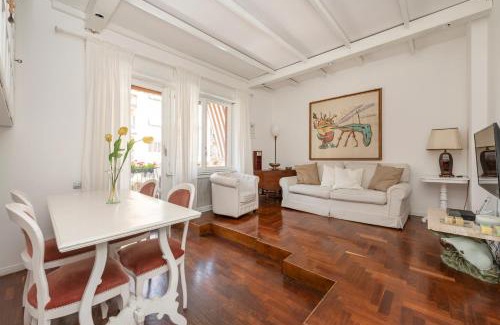 Camilluccia Apartment | Roma Chic Flat Monte Mario