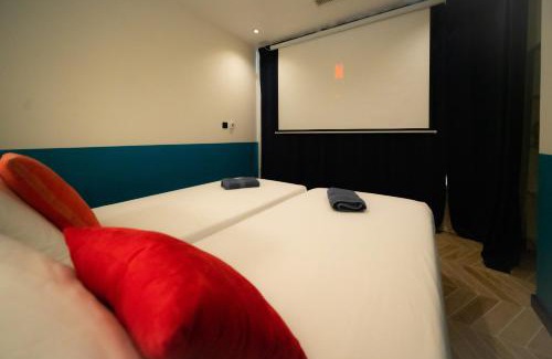 Quartier Administrations Apartment | Roma Divine home cinéma et jardin