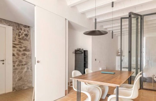 Alella Apartment | Romantic apartment in idyllic nature setting