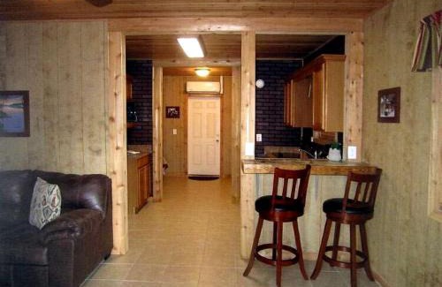 Inverness House | Romantic Cabin Incredible for Outdoor Activities in Inverness, Florida