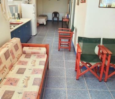 Kithira Apartment | Romantic flat on the beach