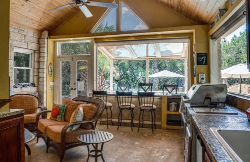 Helotes House | Romantic Getaway Cottage with Hot Tub and Resort Amenities