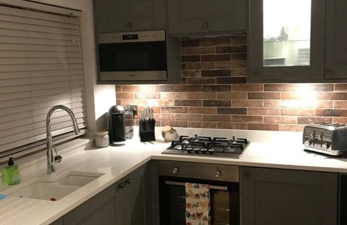 Hollingbourne House | Romantic Lodge on the Pilgrims way, Hollingbourne nestled in the Northdowns