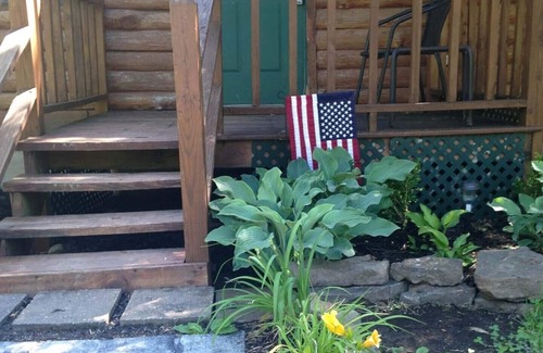 Jasper Cabin | Romantic Log Cabin near the Buffalo National River